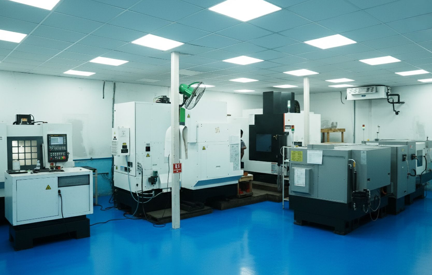 The RAVIS machine shop with the CNC line arranged along the production flow